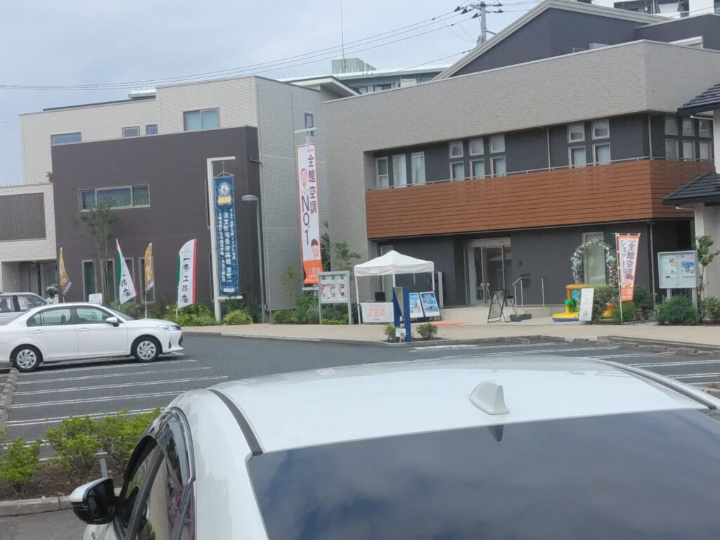 新座・朝霞ハウジングステージに並ぶ複数の住宅会社のモデルハウス